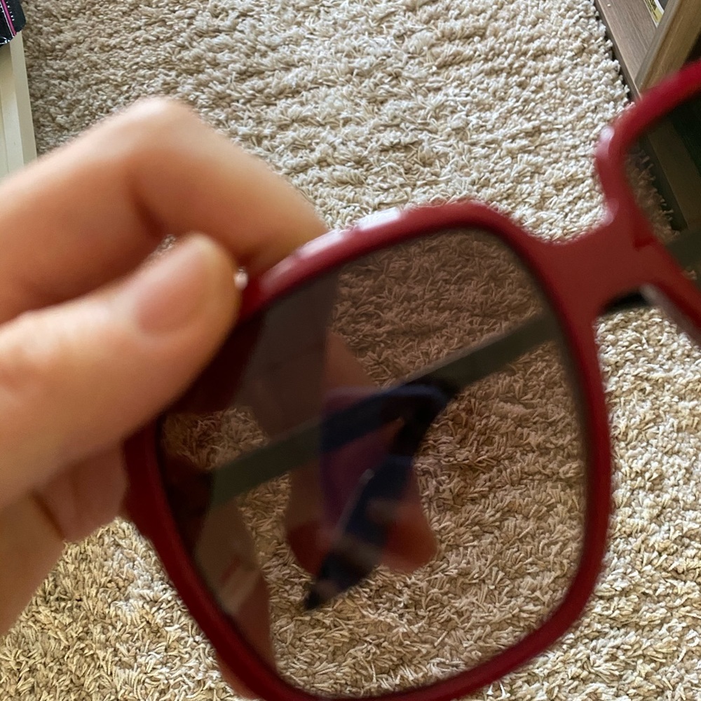 Gucci sunglasses 💯 authentic

#gucci #sunglasses - Picture 4 of 10